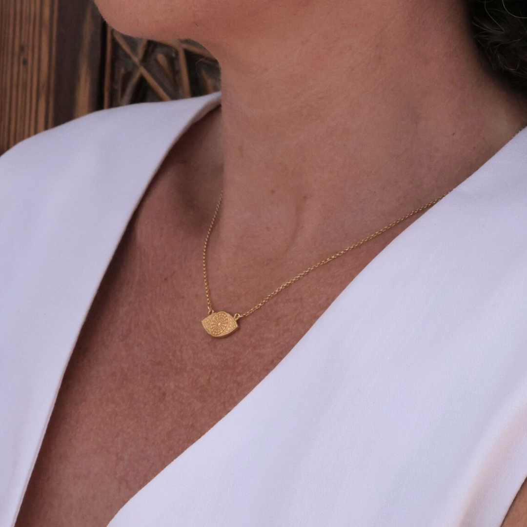 Be Trusting Necklace - Amulets