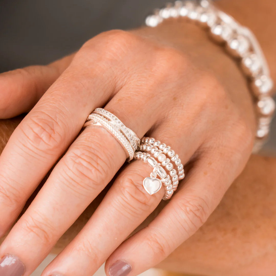 Classic Freshwater Pearl Elastic Ring