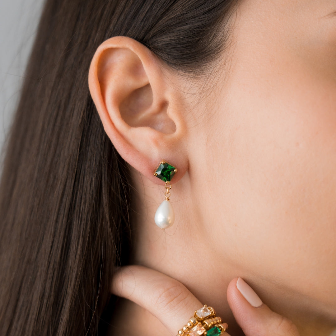 BO1605 Gold Earrings - Haute Joy Collection