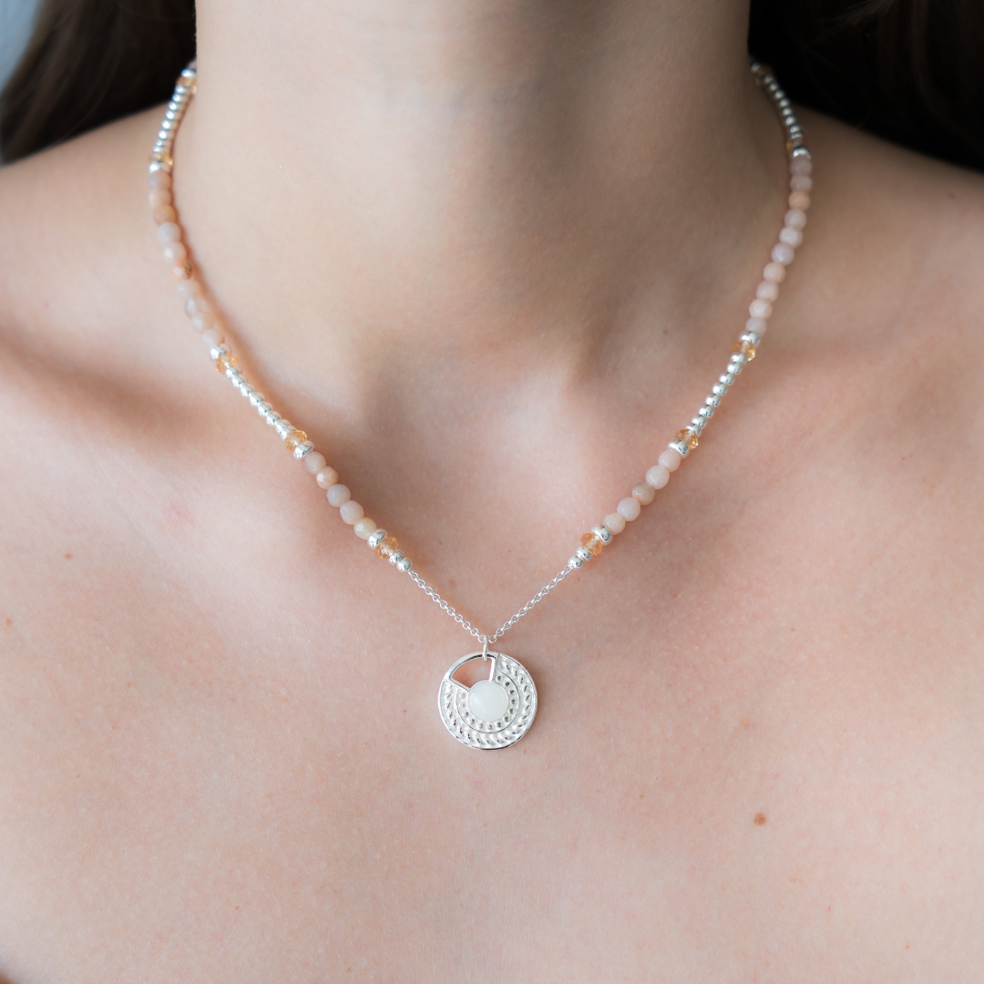 Be Sumptuous Necklace - Desert Queen