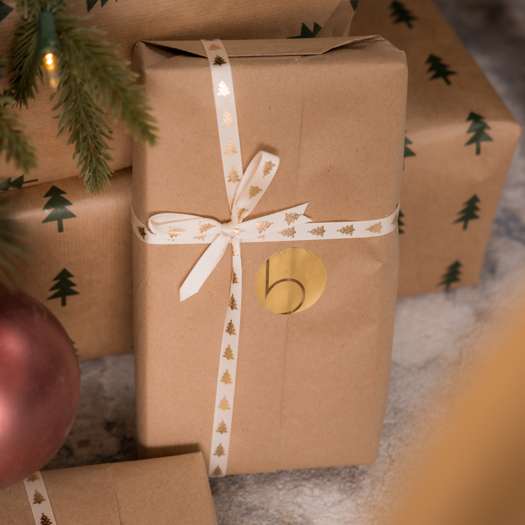 Holiday Gift Wrapping