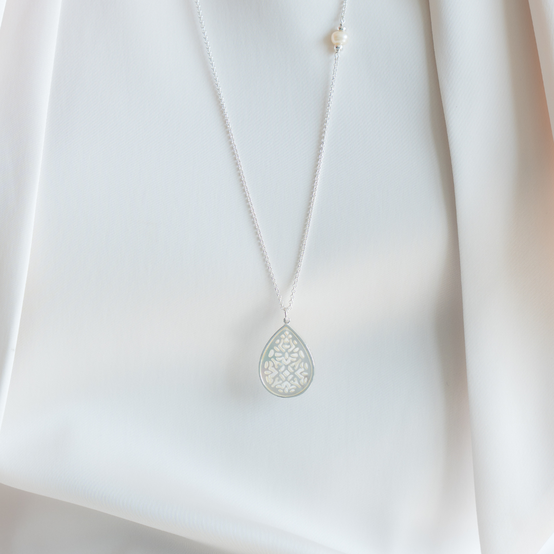 Be Victorious Necklace - Desert Queen
