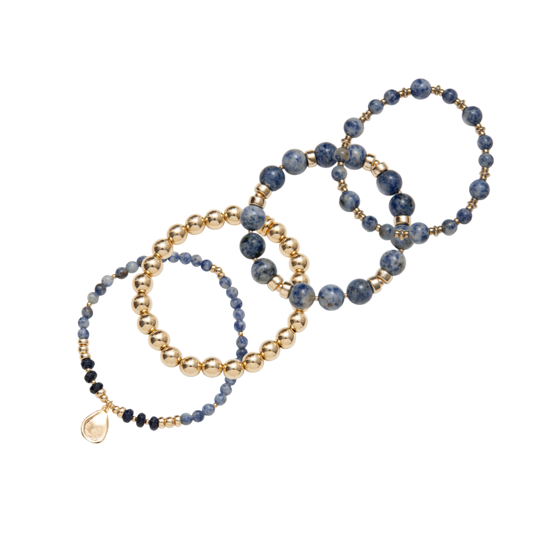 Stack of blue beaded bracelets in blue sodalite and 14kt gold vermeil / Beblue Bijoux