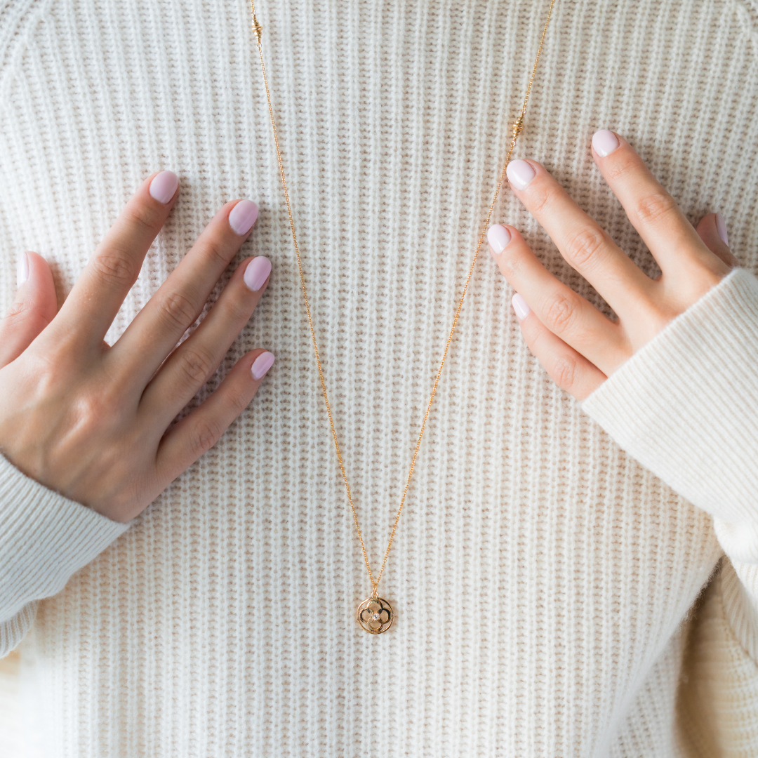 Be Graceful Necklace - Red Velvet