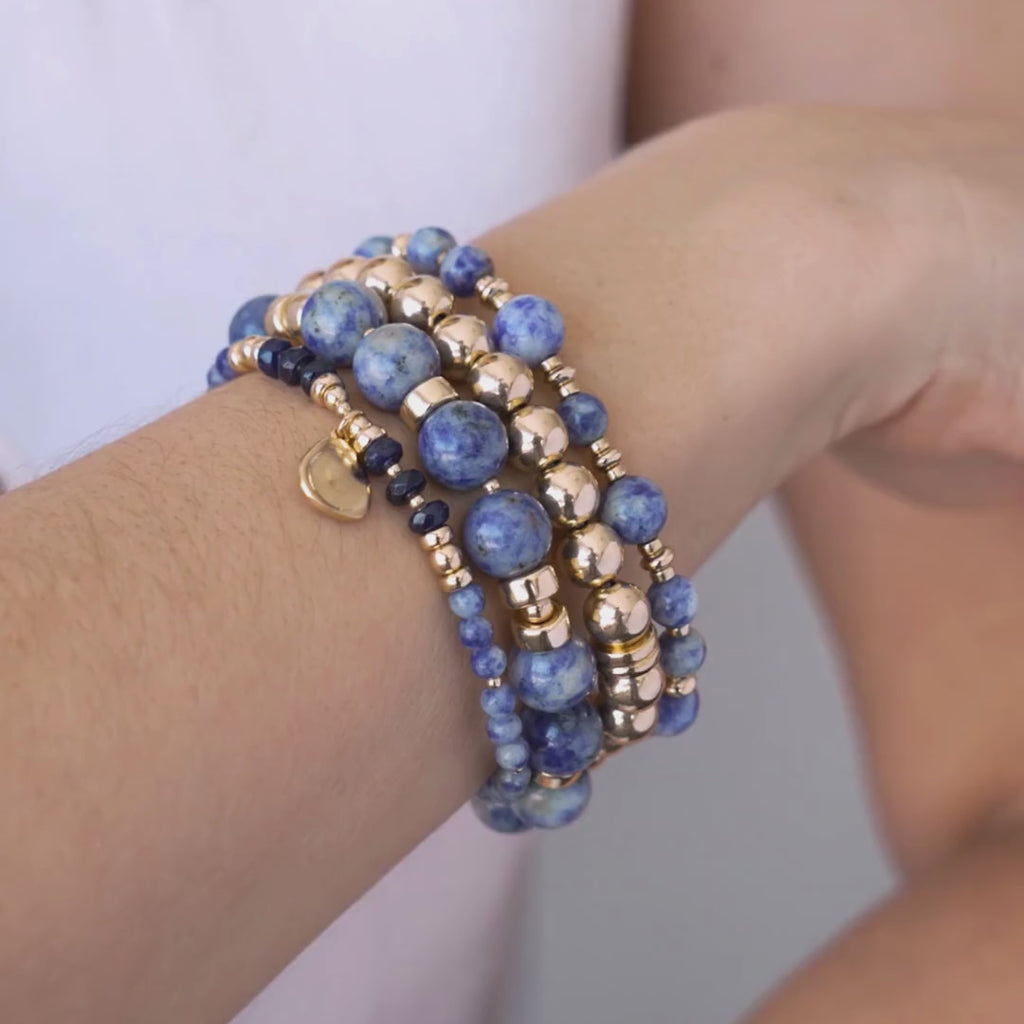 Stack of blue beaded bracelets in blue sodalite and 14kt gold vermeil / Beblue Bijoux