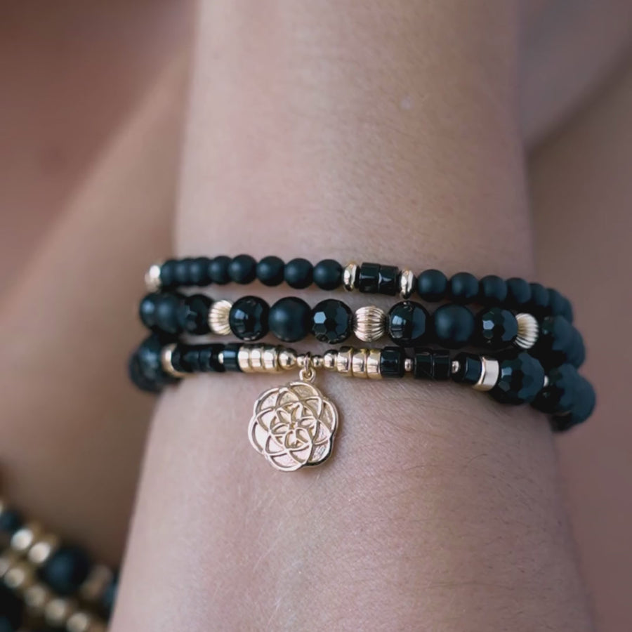 Be Mysterious Bracelet - Black Velvet